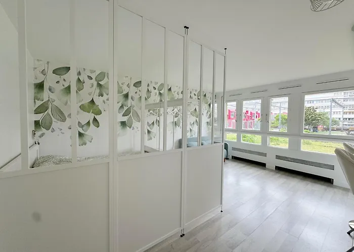 Apartment 温馨公寓 Paris